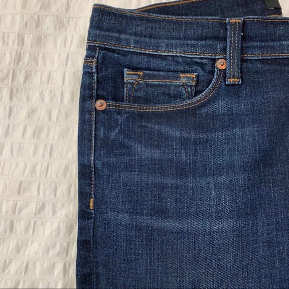 J Brand Skinny Jean - Picture 5 of 8